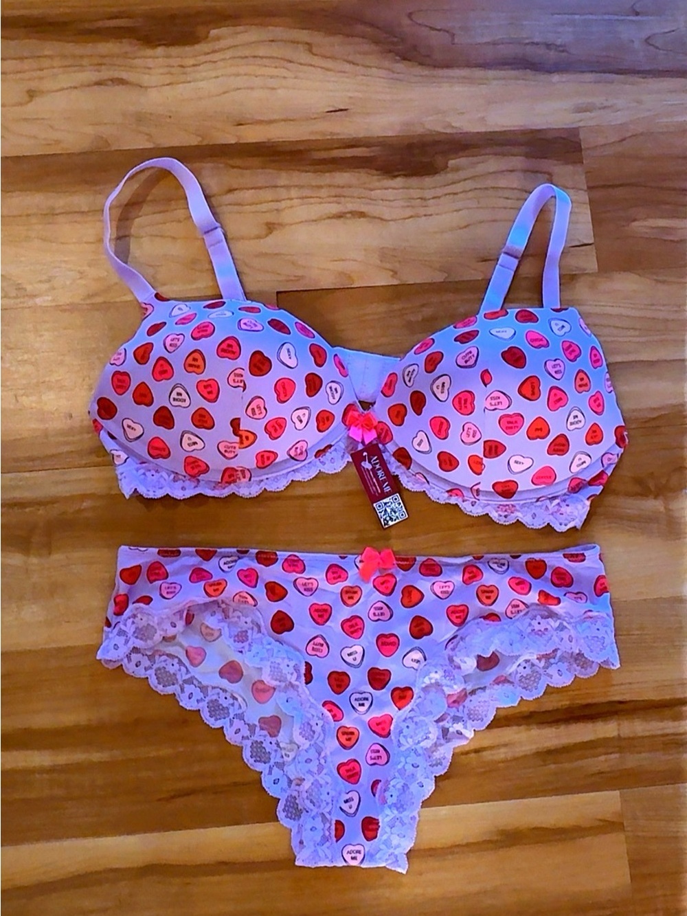 Adore Me Candy Hearts Bra and Panty Set NWT 38C/Medium